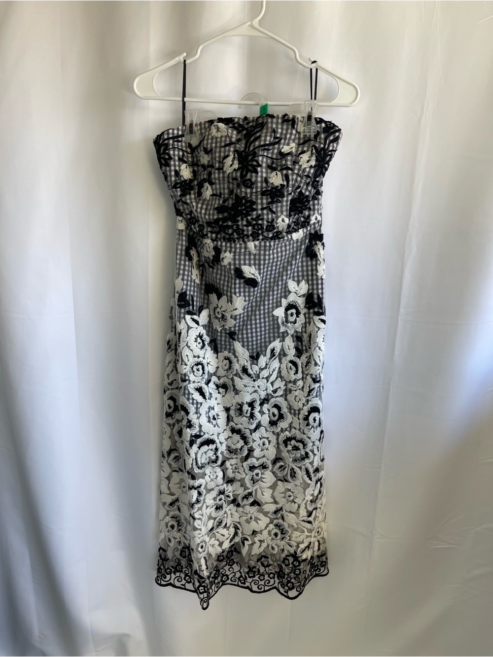 Sam Edelman Black and White Strapless Floral Lace Dress - Picture 4 of 13